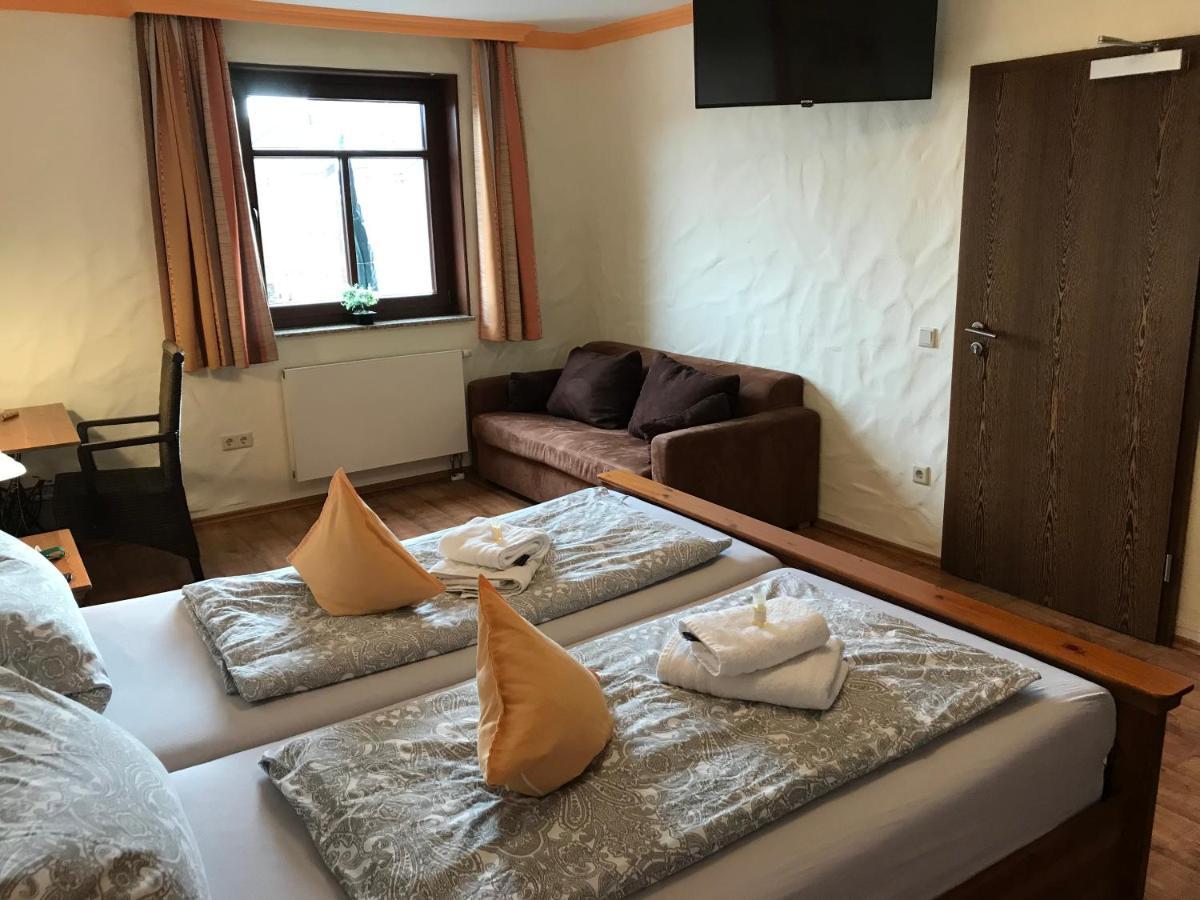 Landhotel Lindenhof Grevenbroich Ngoại thất bức ảnh