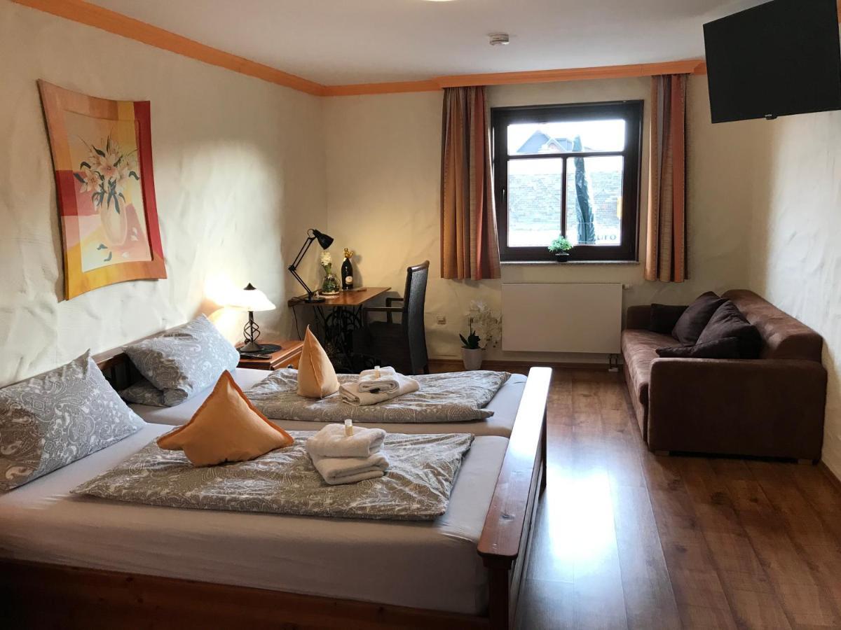 Landhotel Lindenhof Grevenbroich Ngoại thất bức ảnh