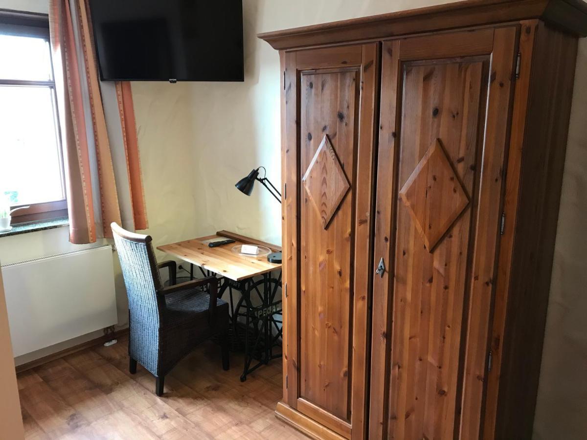 Landhotel Lindenhof Grevenbroich Ngoại thất bức ảnh